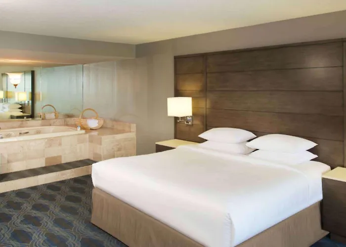 Hotel Doubletree By Hilton Minneapolis South