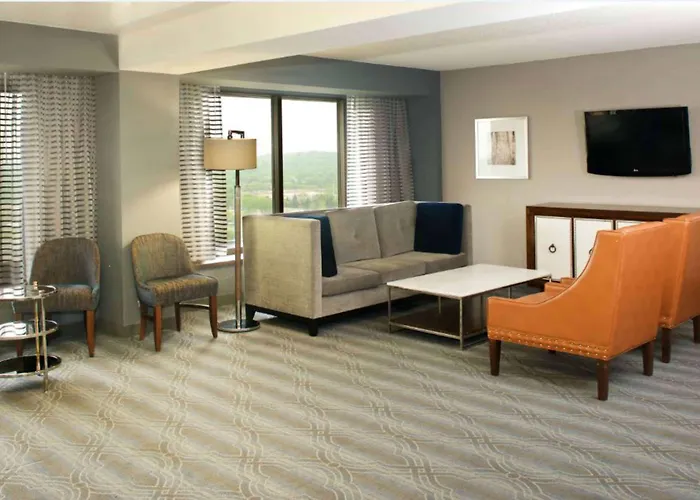 Hotel Doubletree By Hilton Minneapolis South 4*