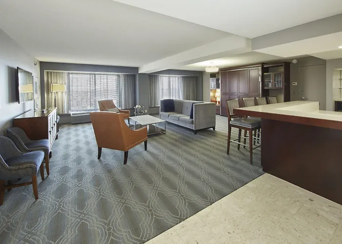Doubletree By Hilton Minneapolis South Bloomington