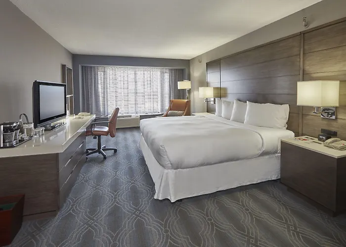 Hotel Doubletree By Hilton Minneapolis South Bloomington