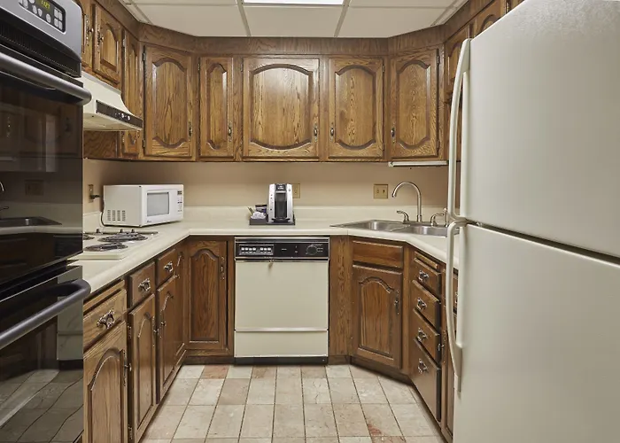 Doubletree By Hilton Minneapolis South Hotel 4*