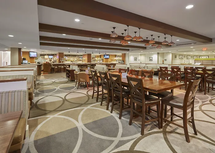 Hotel Doubletree By Hilton Minneapolis South