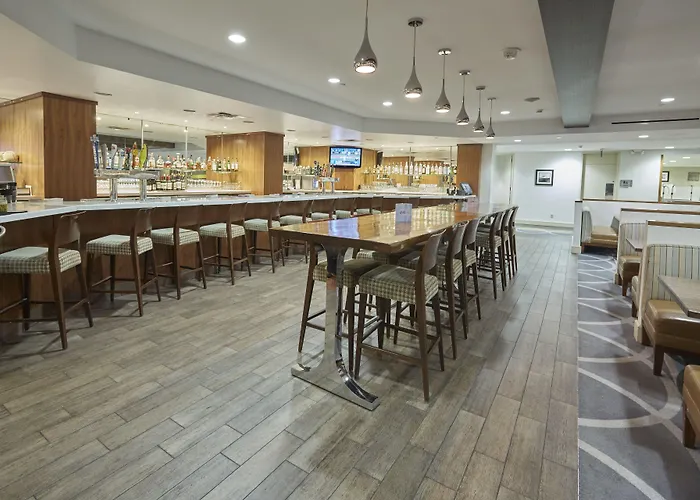 Hotel Doubletree By Hilton Minneapolis South 4*