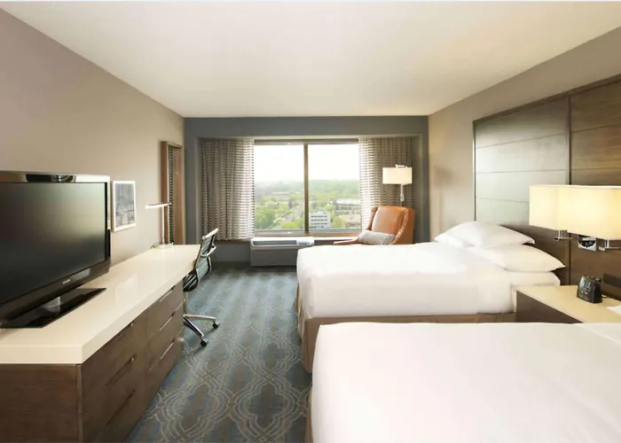 Doubletree By Hilton Minneapolis South Hotel 4*