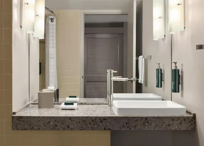 Hotel Doubletree By Hilton Minneapolis South Bloomington